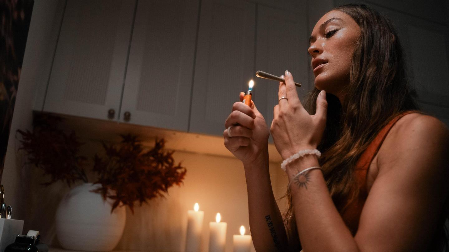 ways to smoke cannabis